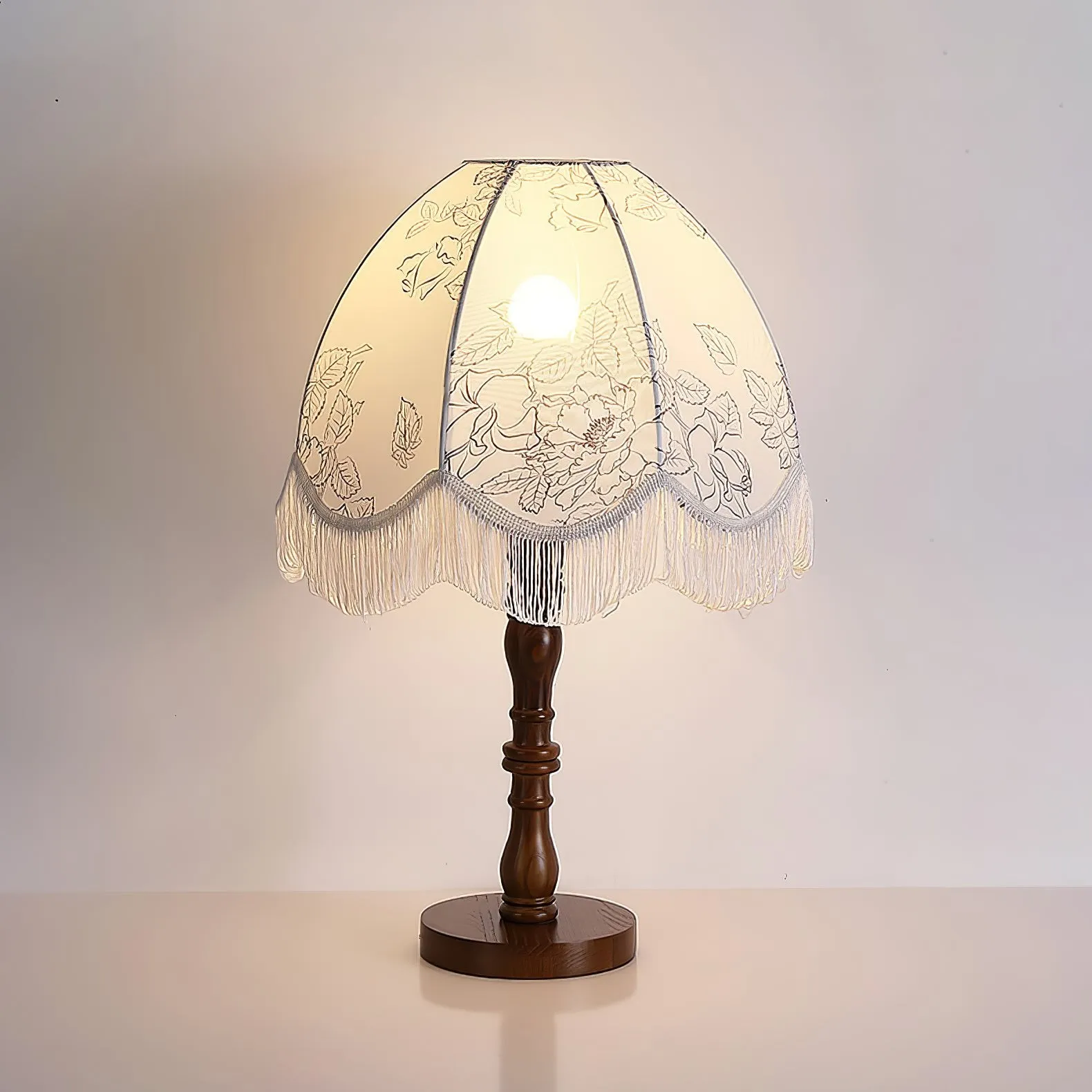 Luxury Printed Tassel Table Lamp KL593