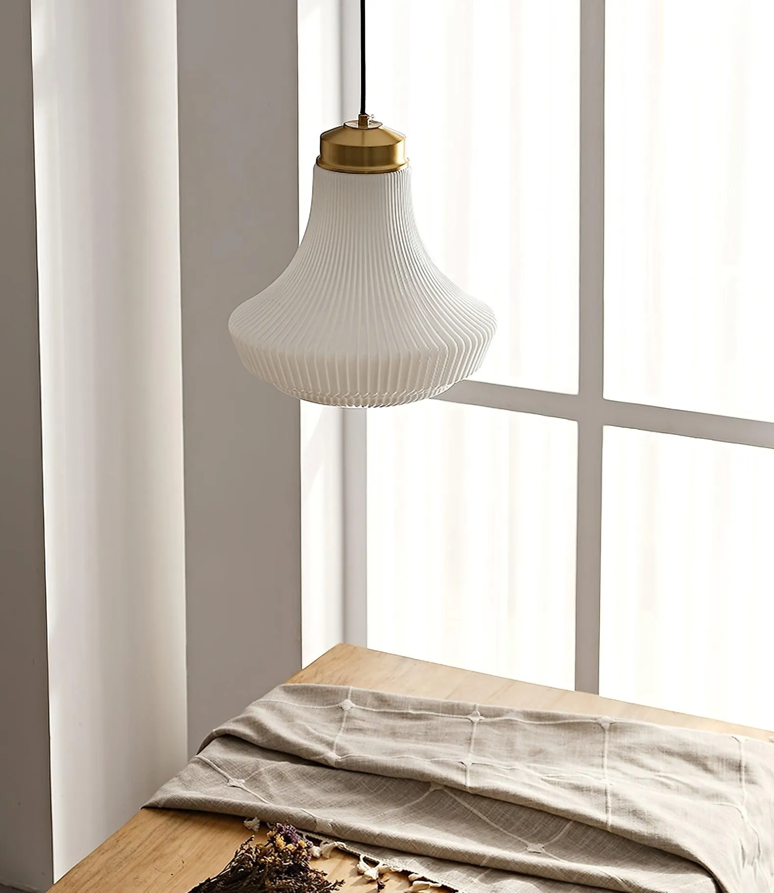 Classical Brass Alabaster Glass Pendant Lamp KL646