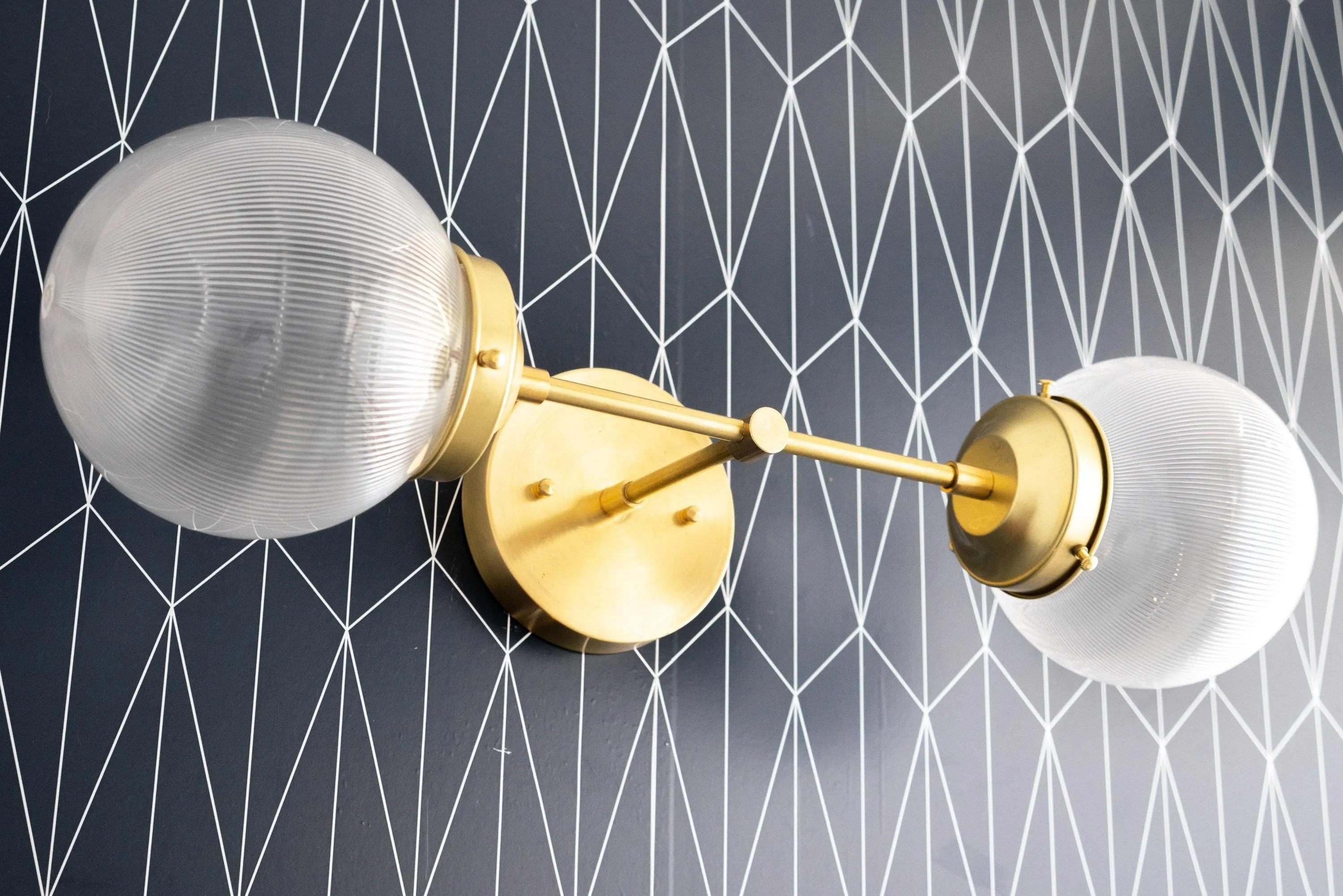 Lumio Globe Versatile Vanity Sconce - Dimmable Light for Bathroom and Hallway Use KL1528