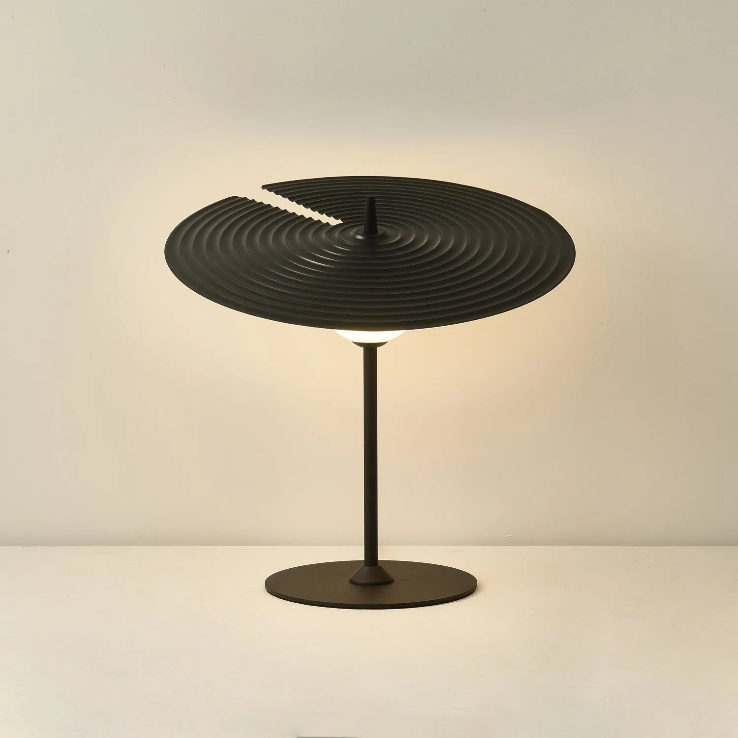 Modern Classic Record Table Lamp KL844