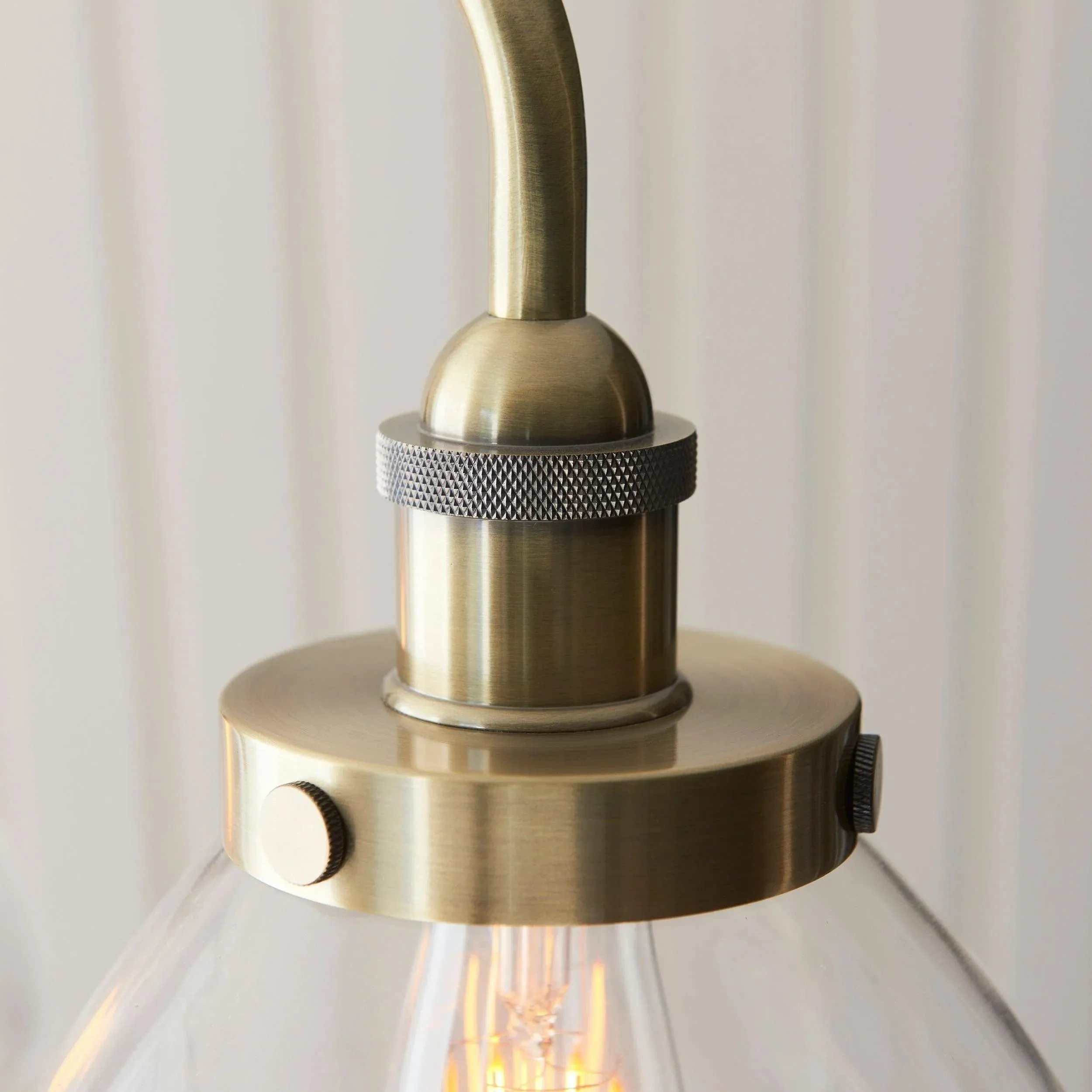 Novera Industrial 3 Light Linear Pendant Light - Modern Metal Style for Kitchen & Dining Room KL1965