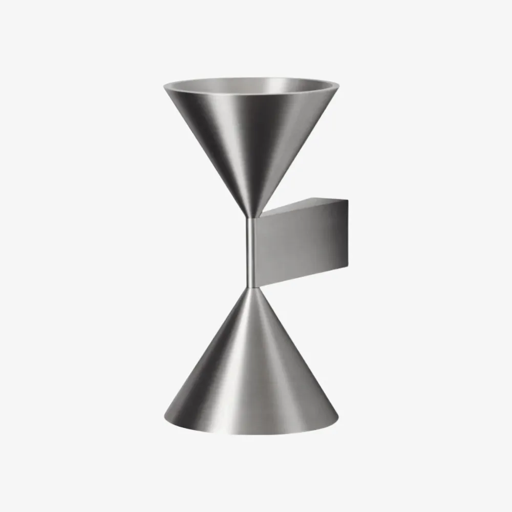 Minimalist Metal Conical Wall Lamp - Modern Cone Sconce for Interior Spaces KL2327