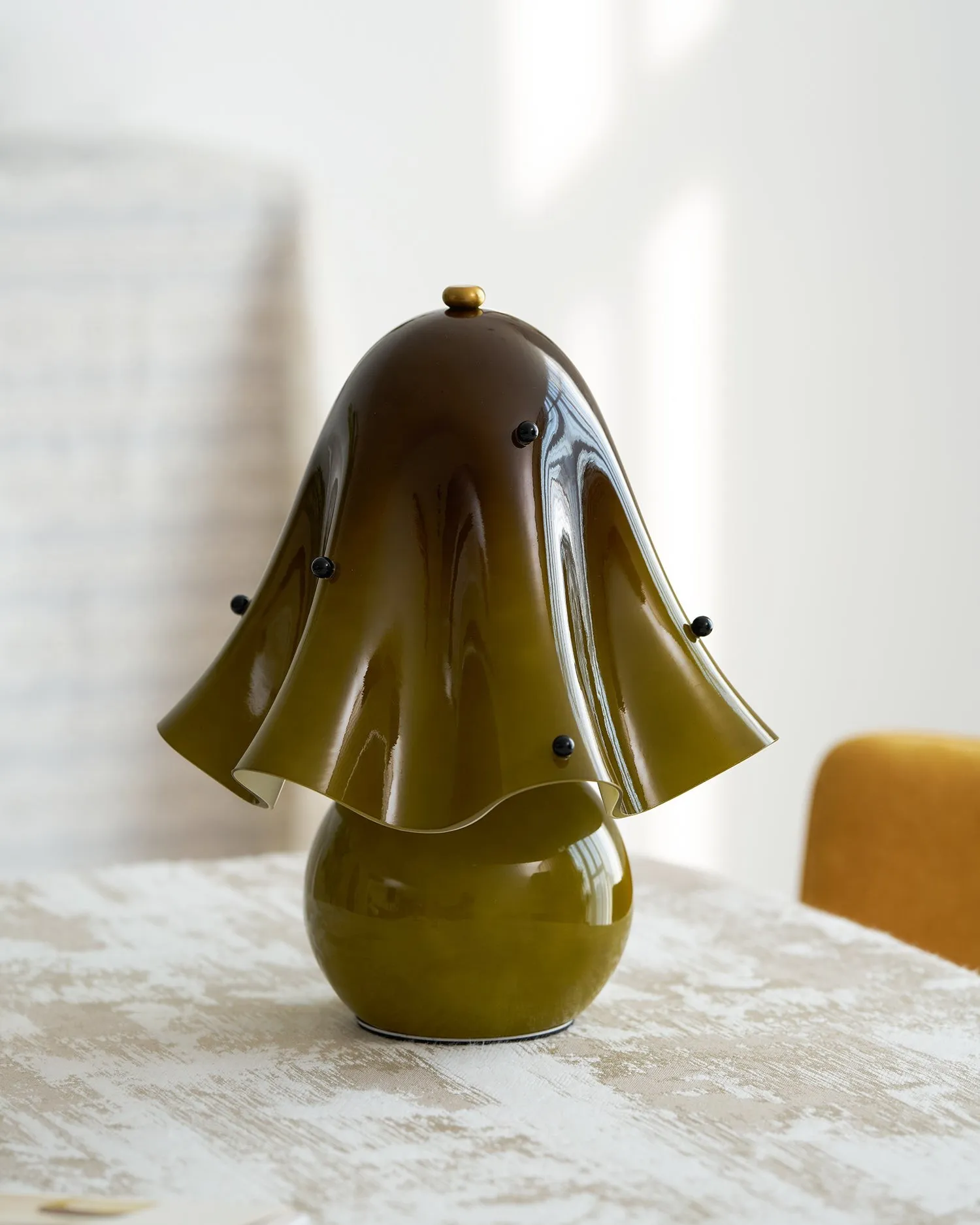 Bellina Decorative Table Lamp - Sculptural Bell Flower Shape KL1451