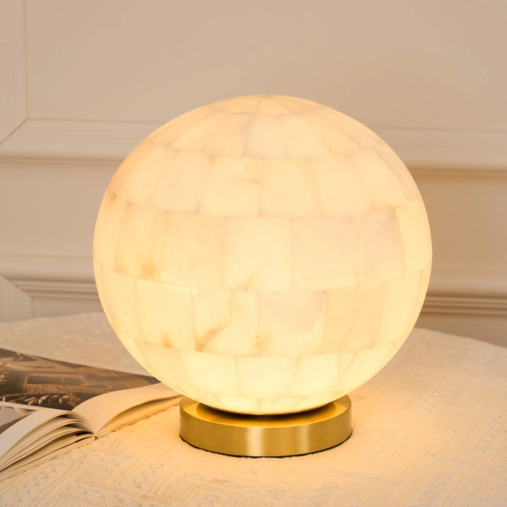 Alabaster Ball Table Lamp D433