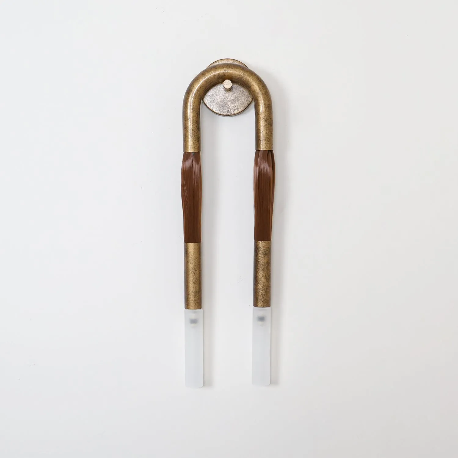 Elegant Horsehair U-Shaped Wall Light KL901