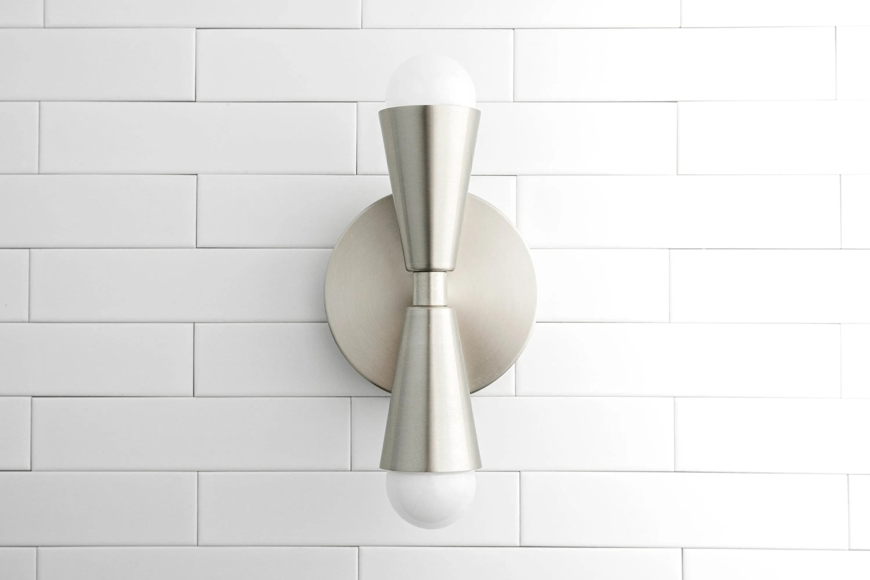 Pyralis Dual Lights Streamlined Metal Wall Lamp - Contemporary Light for Bedroom or Hallway KL1457