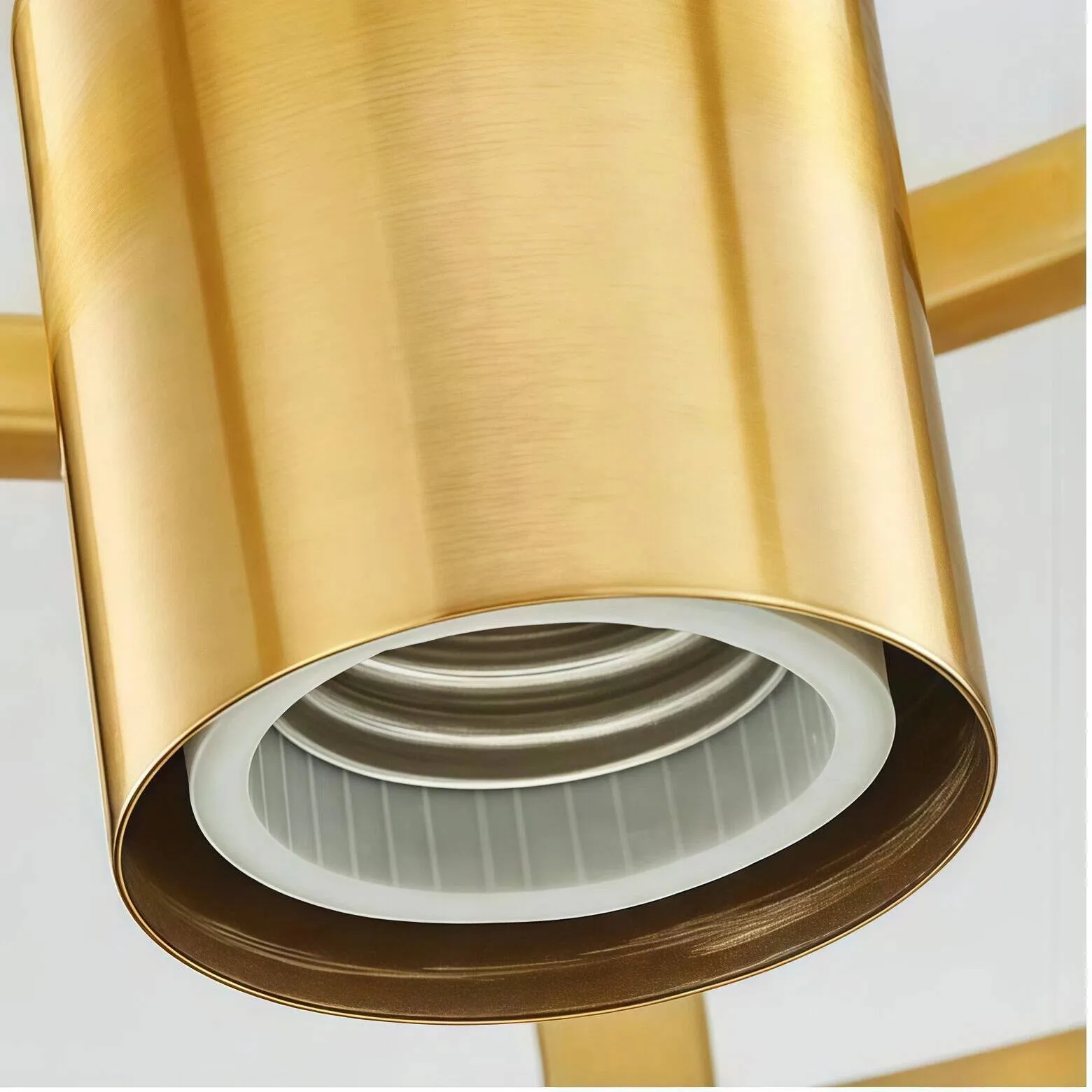 Lirra Round Glass Pendant Light - Lighting for Versatile Indoor Use KL2216