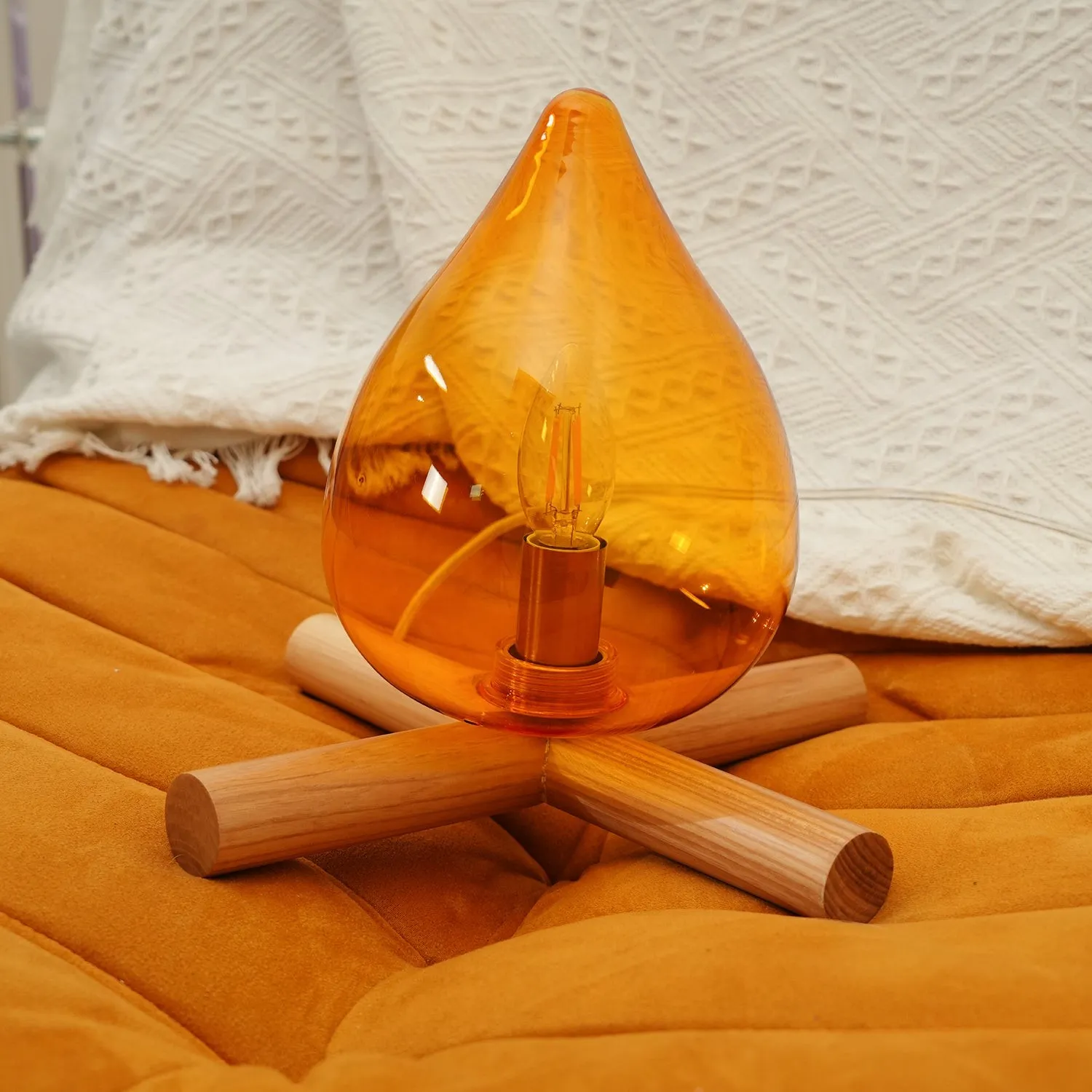 Funny Fire Shape Small Flame Table Lamp KL370