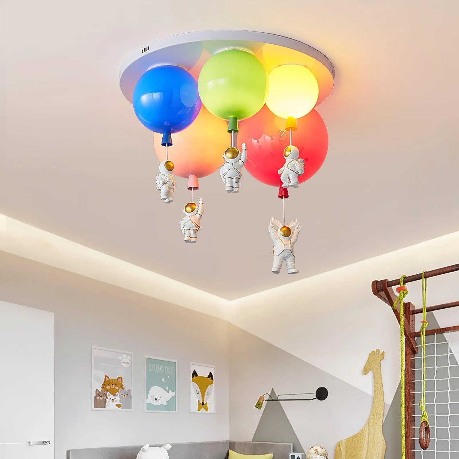 Astronaut Glossy Balloon Ceiling Lamp KL231