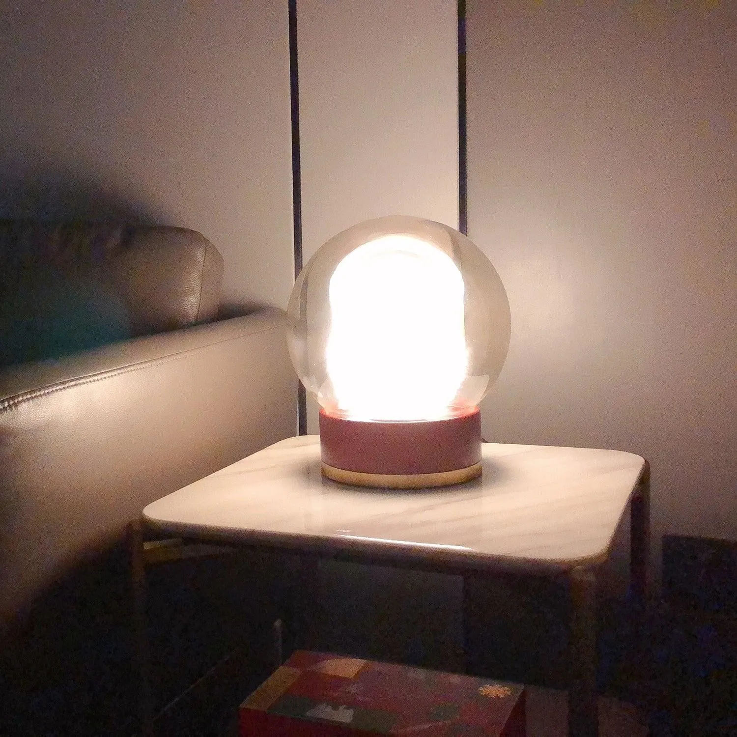 Simple Creative Wood Orb Table Lamp KL615