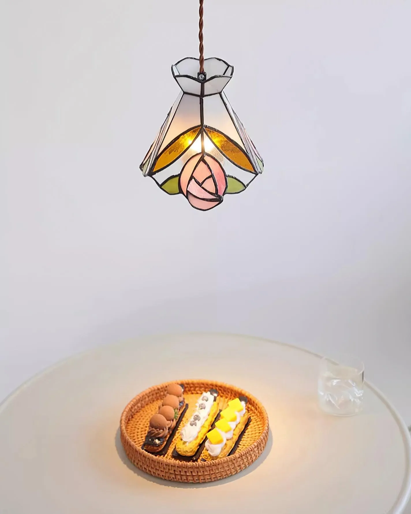 French Retro Rose Stained Glass Pendant Lamp KL690