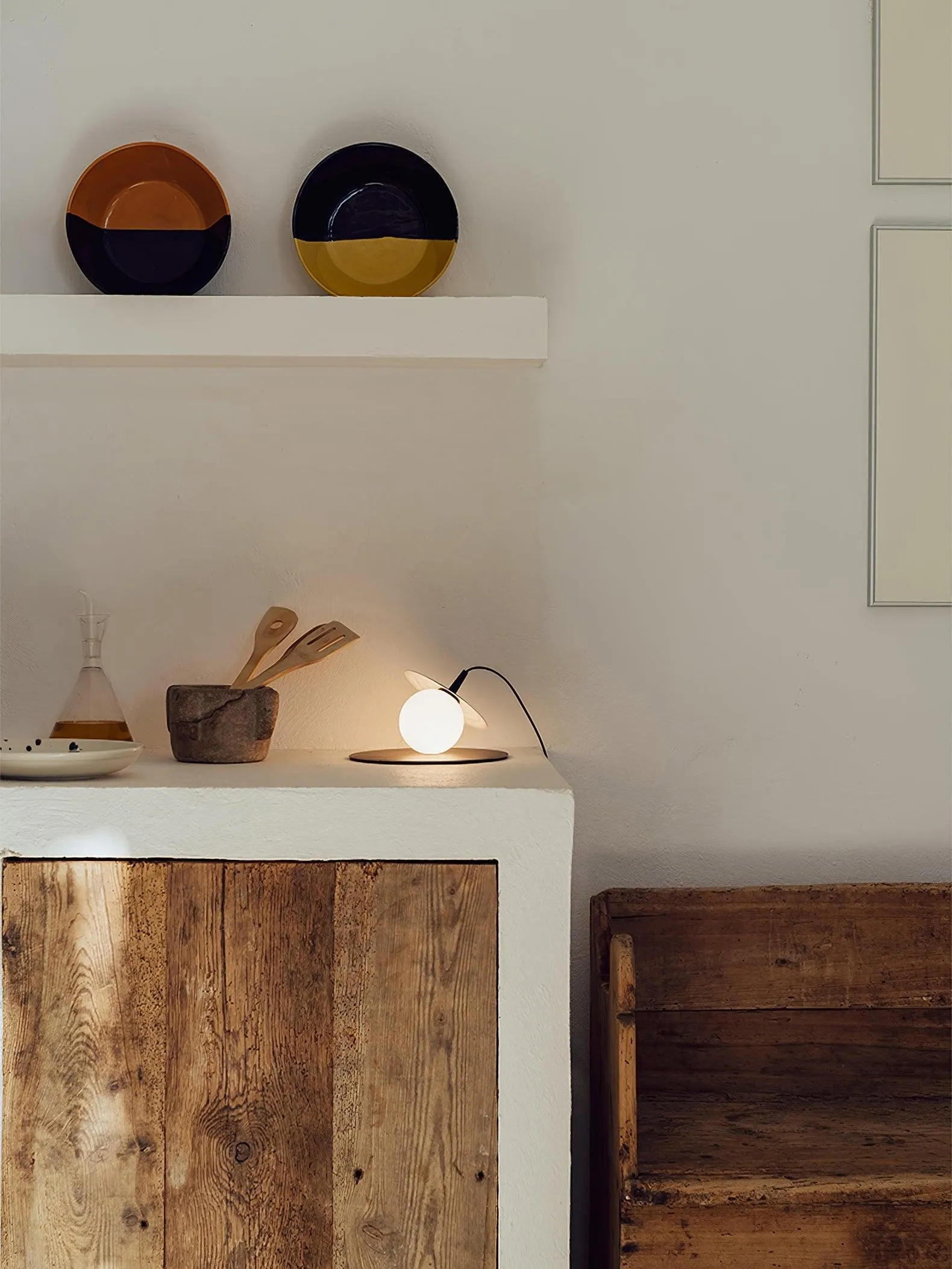 Modern Classic Record Table Lamp KL844