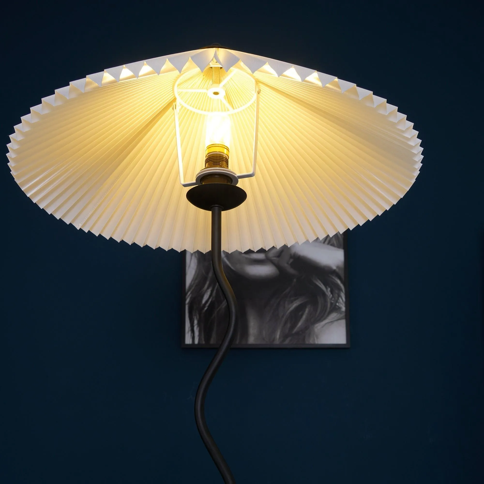 Waveform Exclusive Floor Lamp KL659
