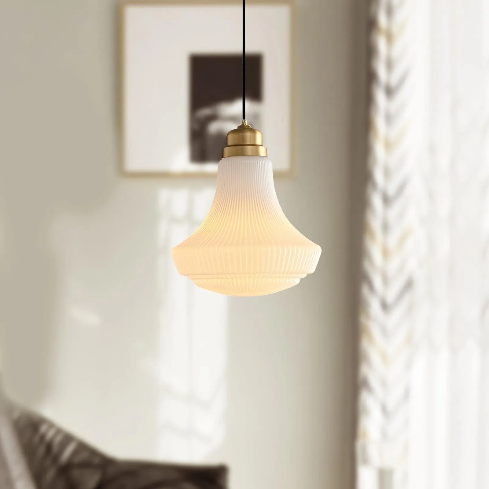 Classical Brass Alabaster Glass Pendant Lamp KL646