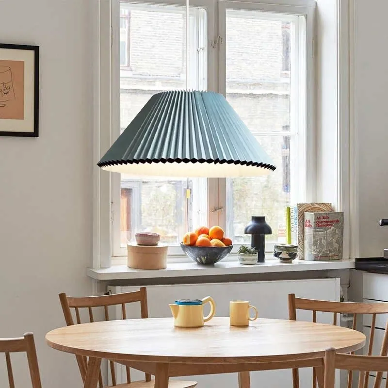 Méduse Flexible Sculptural Pendant Lamp - Contemporary Hanging Light for Interior Spaces