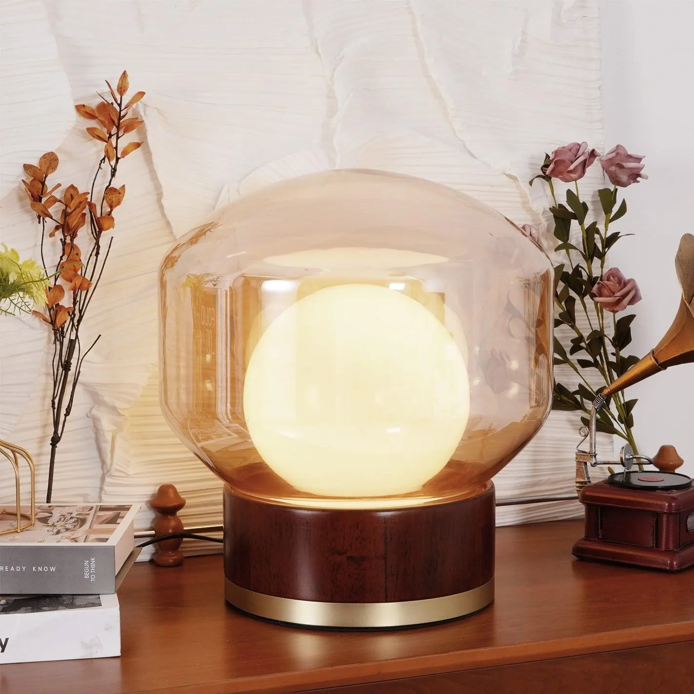 Simple Creative Wood Orb Table Lamp KL615
