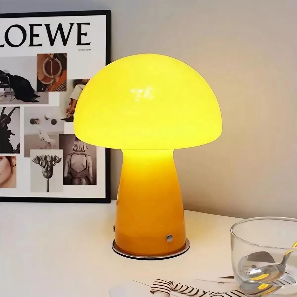 Modern Bauhaus Glass Mushroom Table Lamp KL40