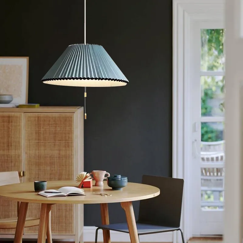 Méduse Flexible Sculptural Pendant Lamp - Contemporary Hanging Light for Interior Spaces