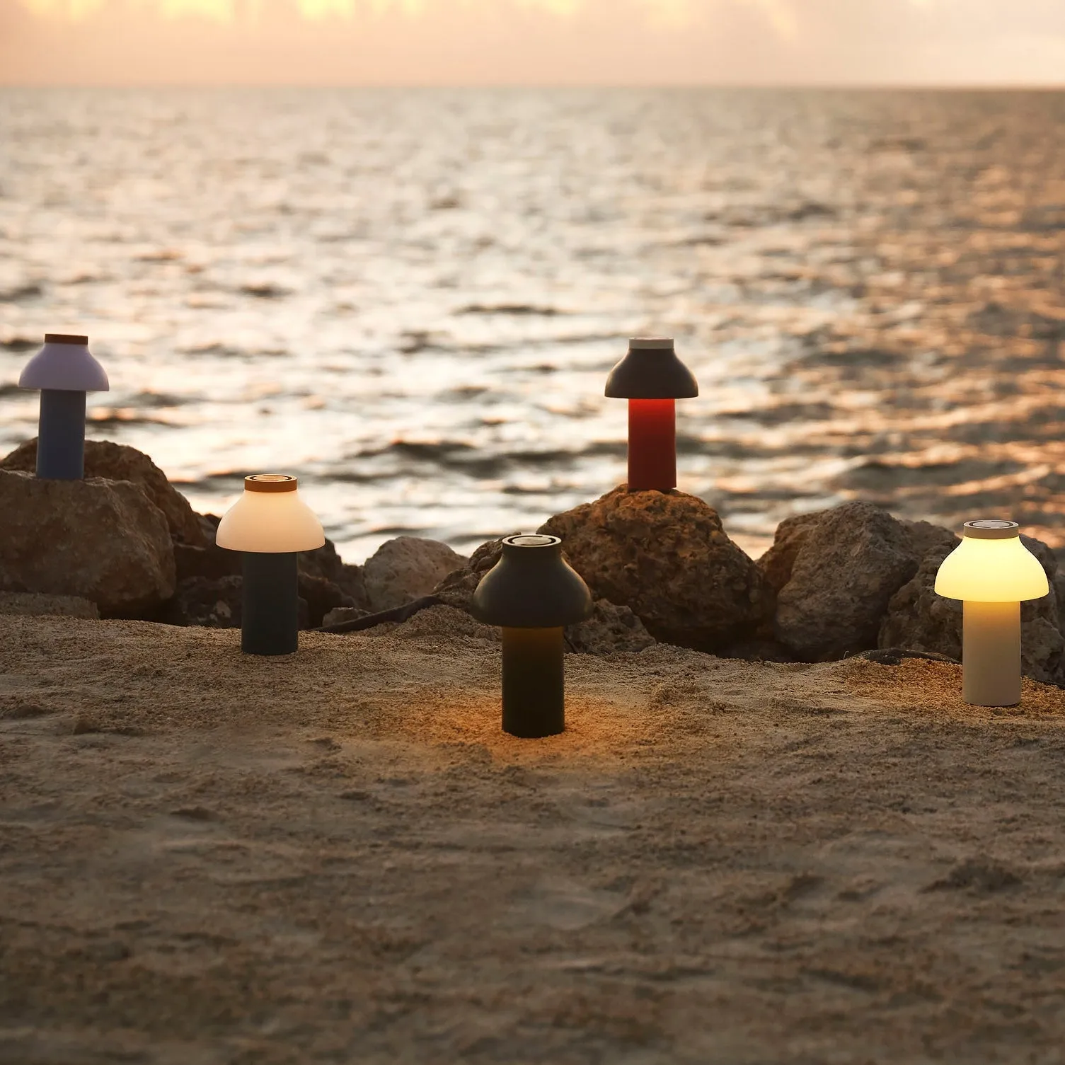 PC Portable Table Lamp (Built-in Battery) D646