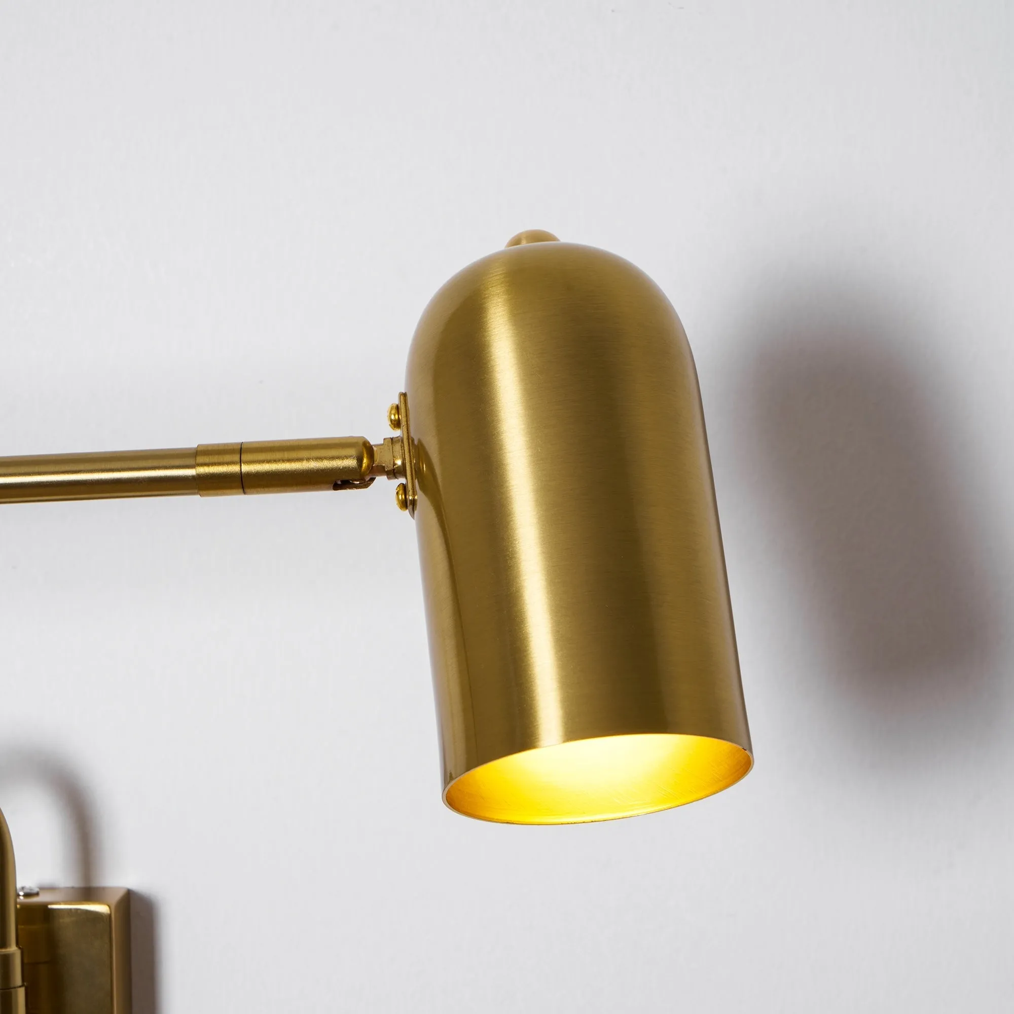 Adjustable Arm Plug In Wall Lamp D371
