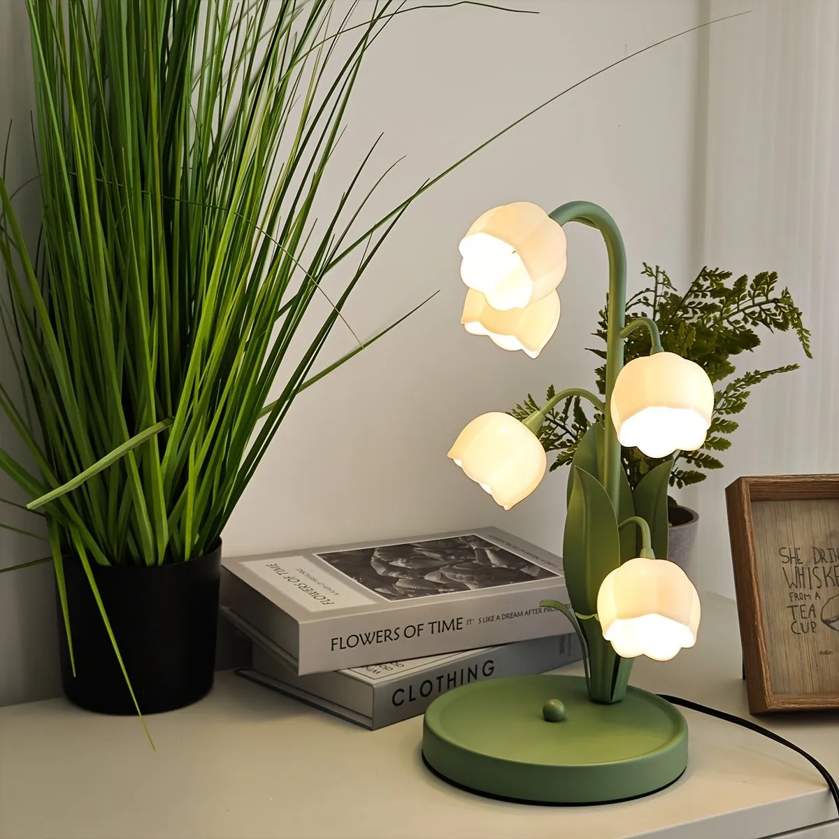 French Style Lily Of The Valley Table Lamp KL187