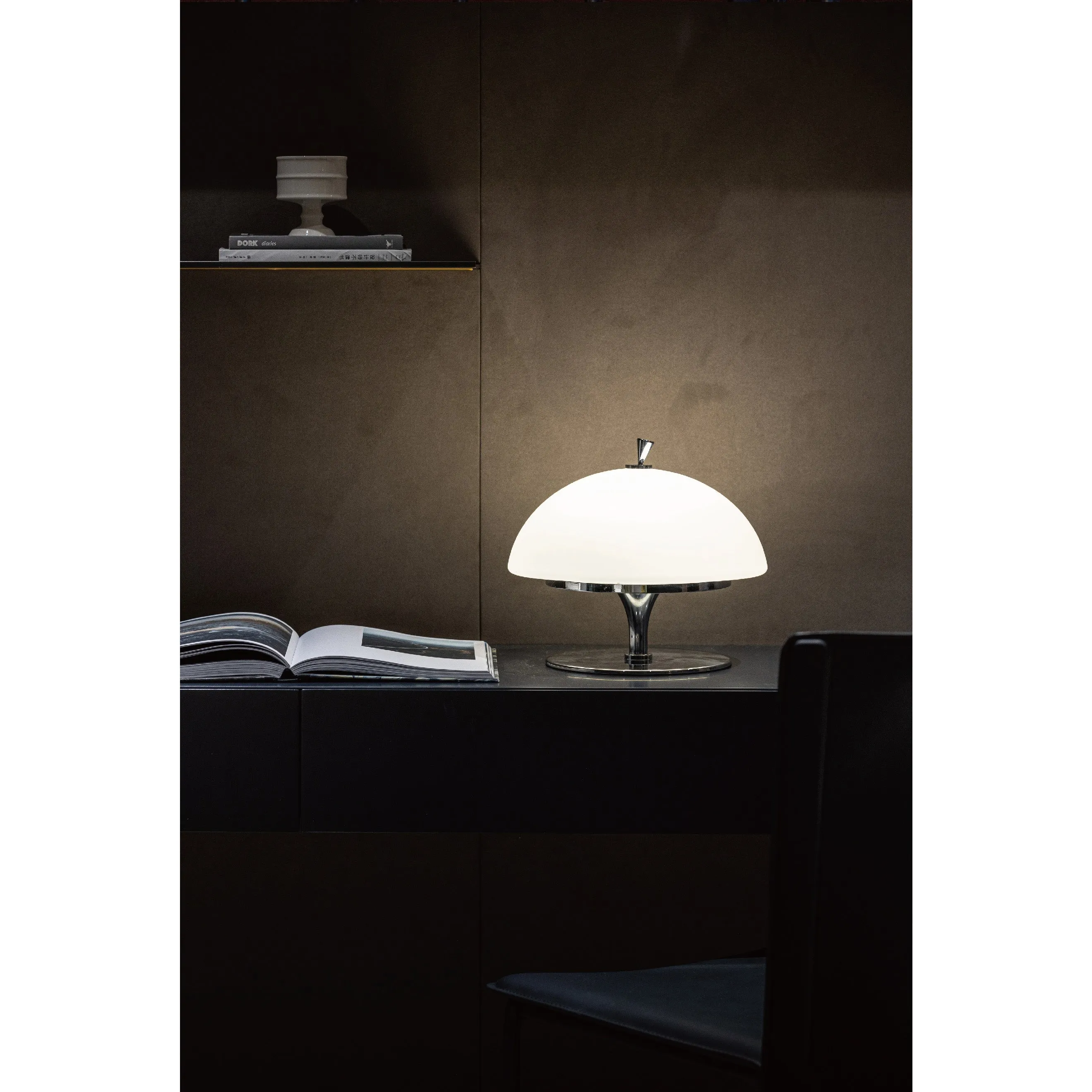 Beret Table Lamp (Built-in Battery) D710
