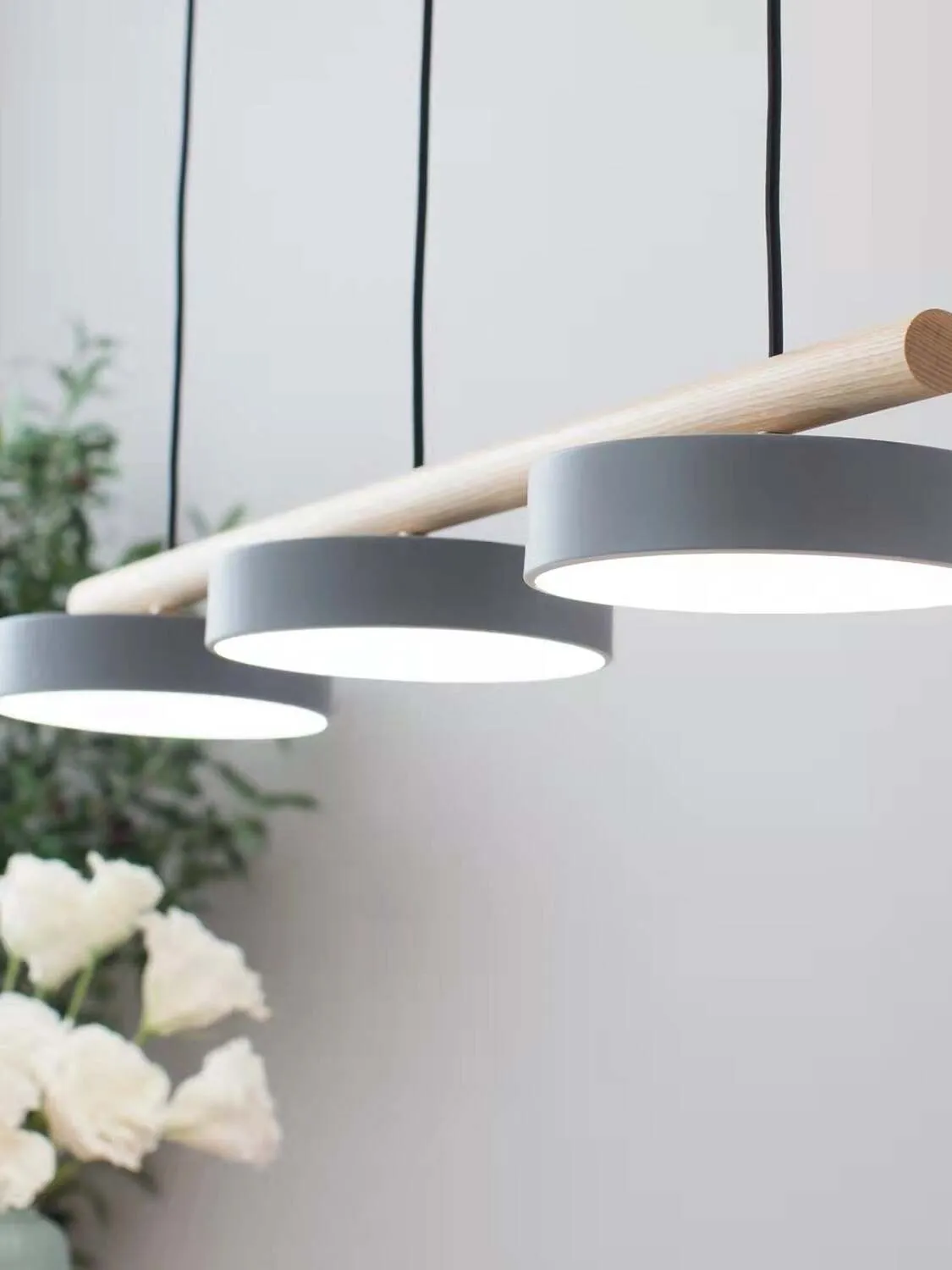 Creative Branch Bird Shaped Pendant Lamp KL864