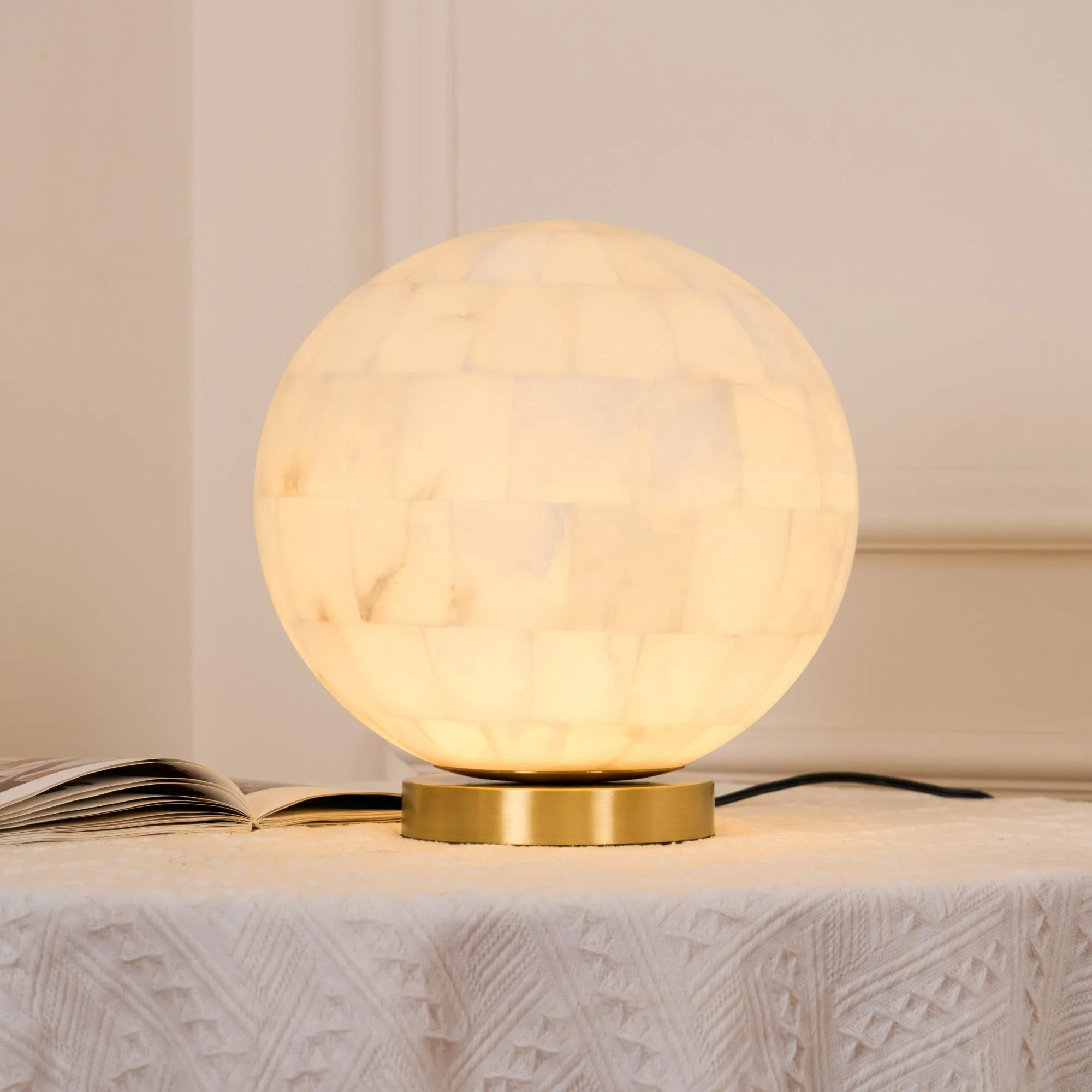 Alabaster Ball Table Lamp D433