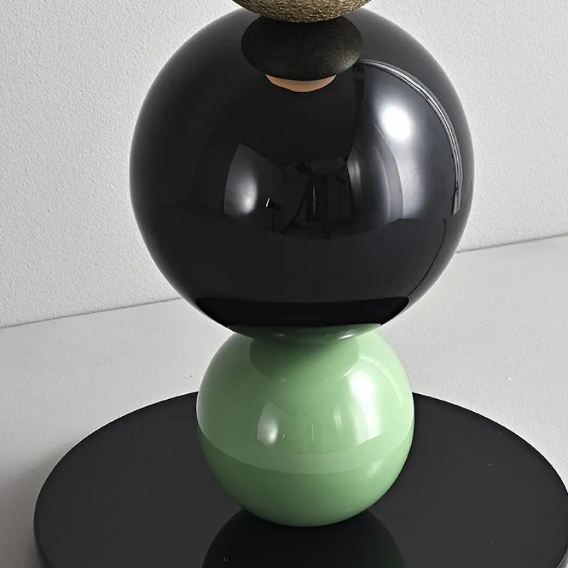 Coloful Stacked Round Ball Table Lamp KL157
