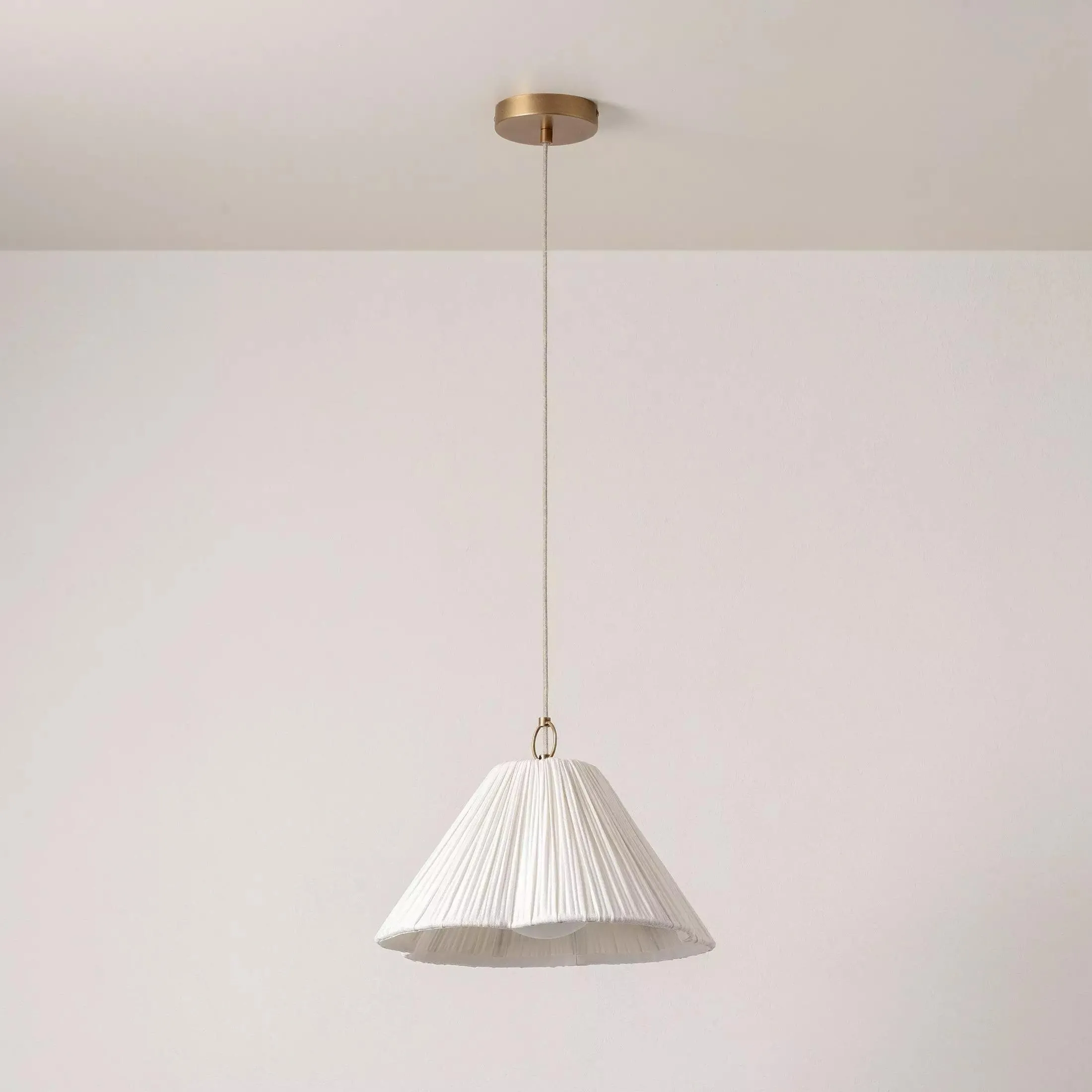 Linen Scalloped Pendant Light – Soft Pleated Fabric Shade Lamp For Kitchen & Dining KL1534