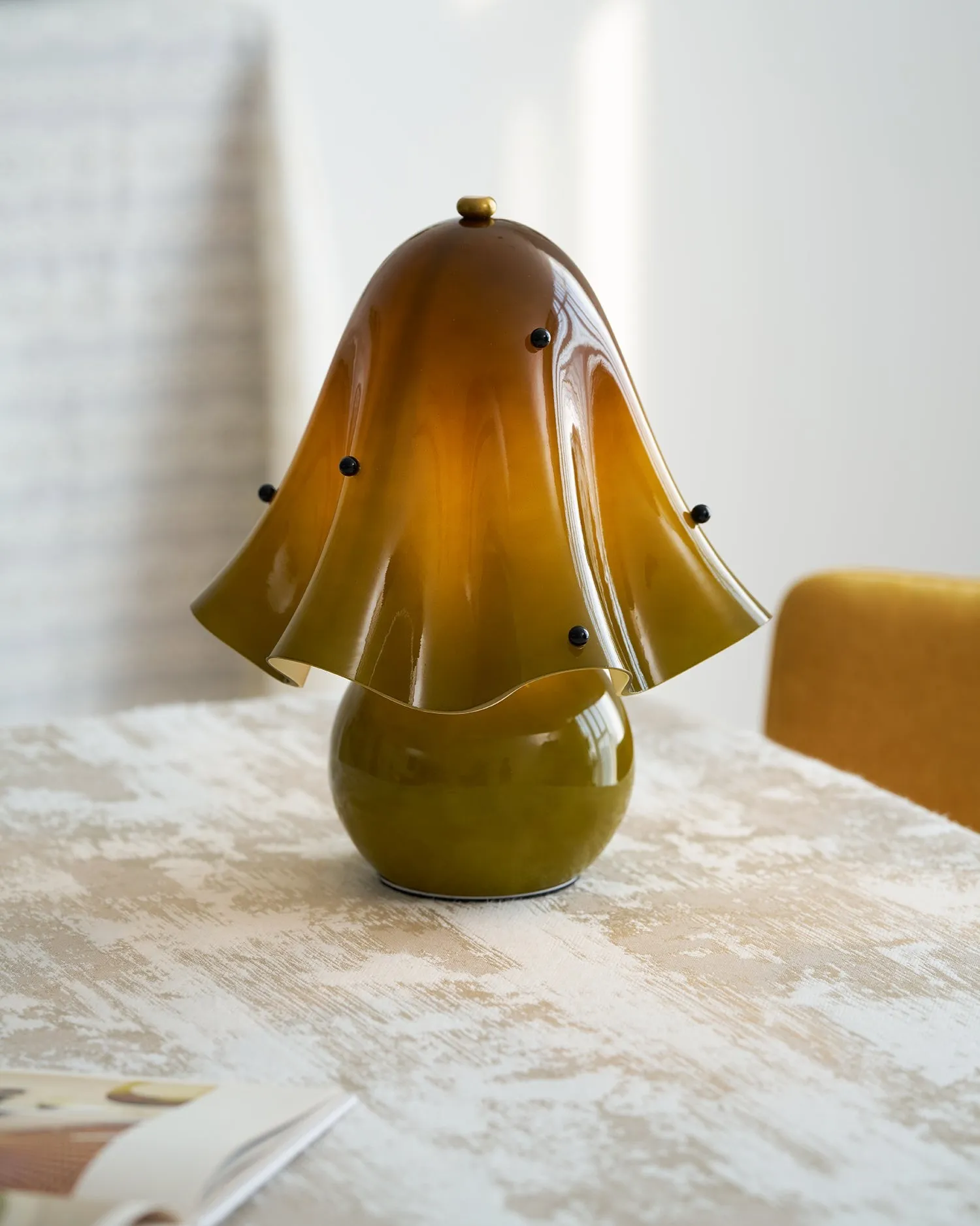 Bellina Decorative Table Lamp - Sculptural Bell Flower Shape KL1451