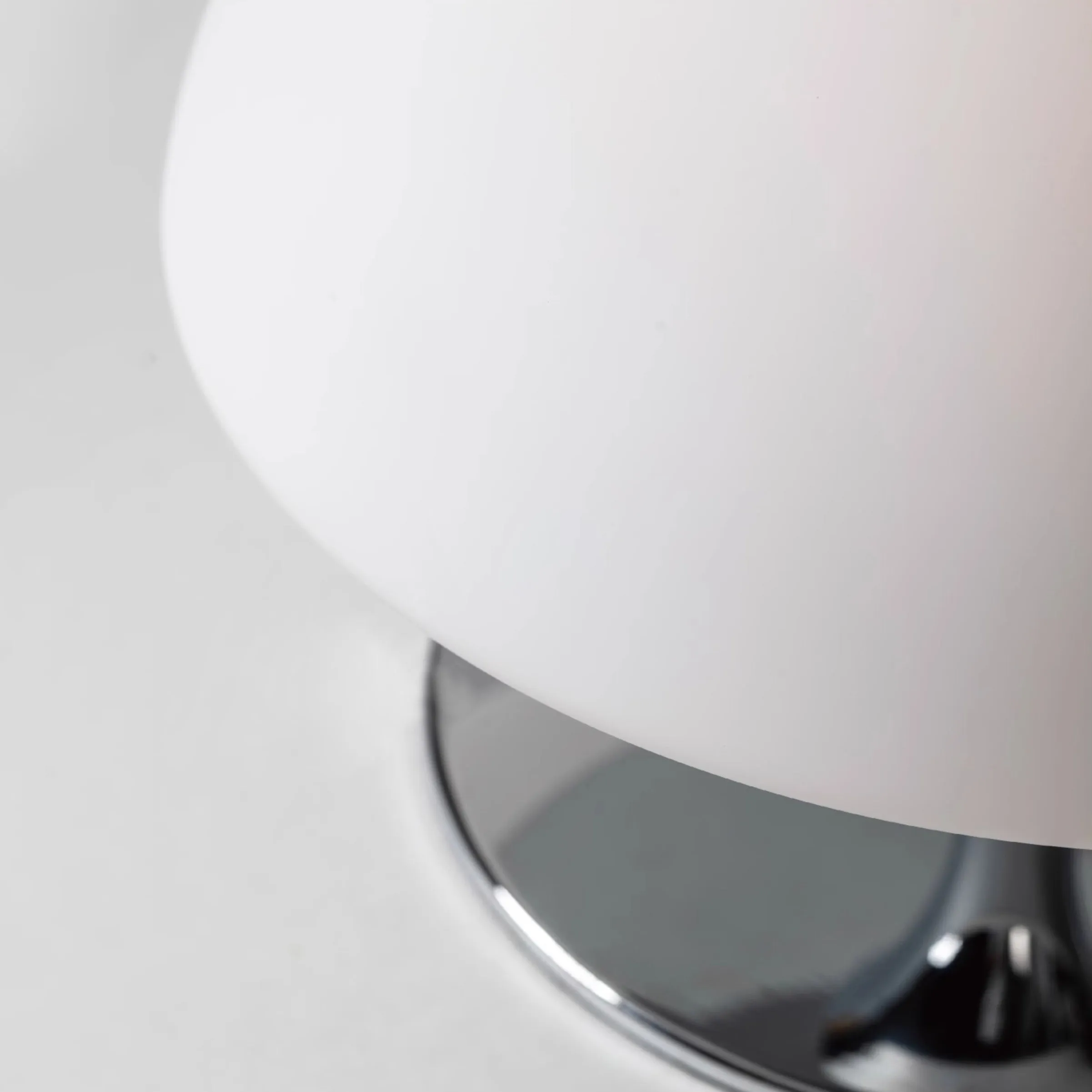 Beret Table Lamp (Built-in Battery) D710