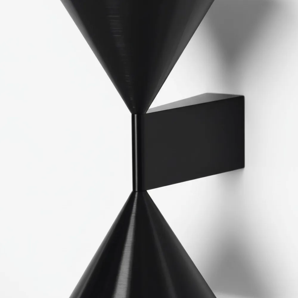 Minimalist Metal Conical Wall Lamp - Modern Cone Sconce for Interior Spaces KL2327