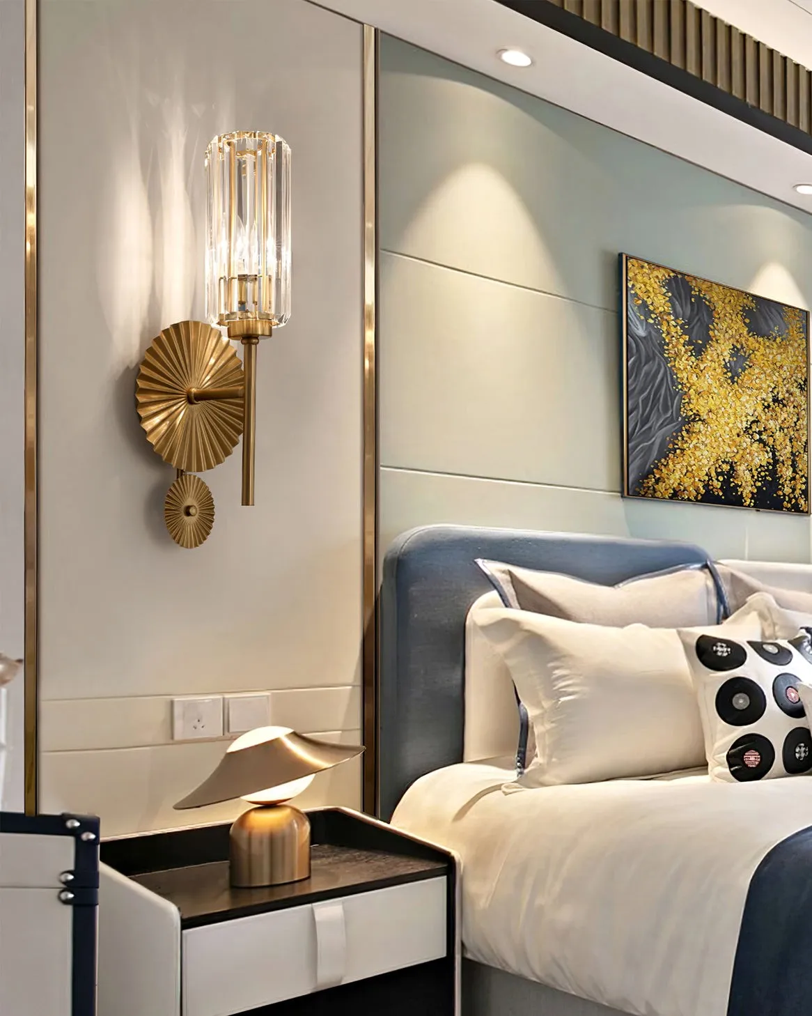 Nordic Light Luxury Crystal Wall Lamp KL293