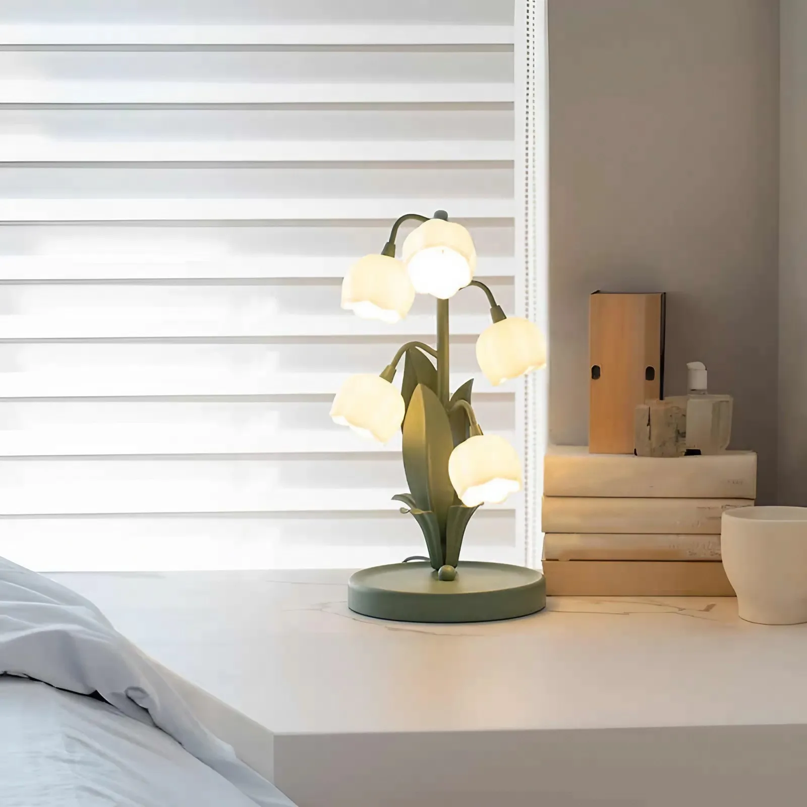 French Style Lily Of The Valley Table Lamp KL187