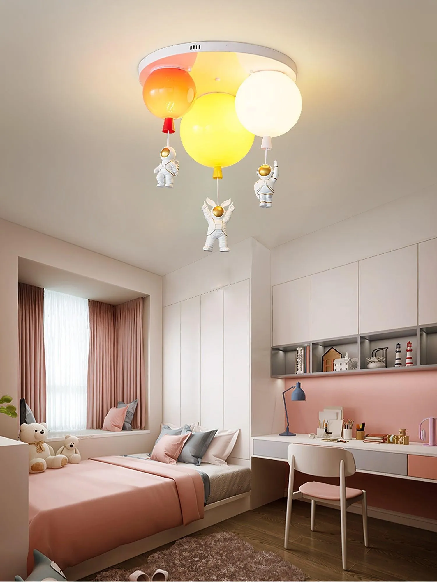 Astronaut Glossy Balloon Ceiling Lamp KL231
