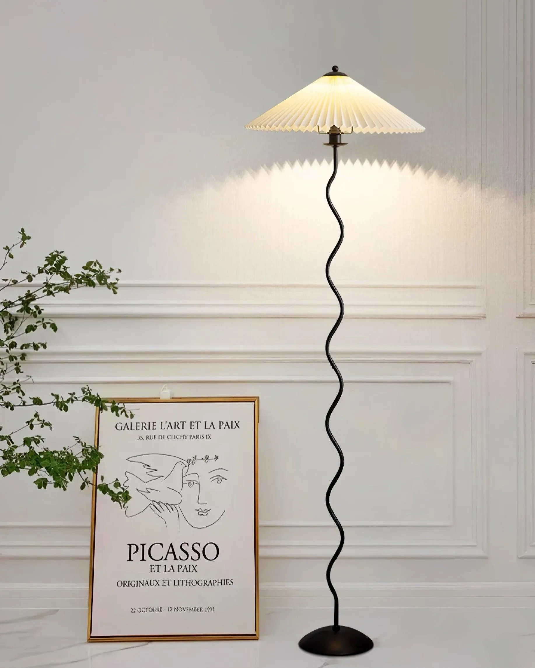 Waveform Exclusive Floor Lamp KL659