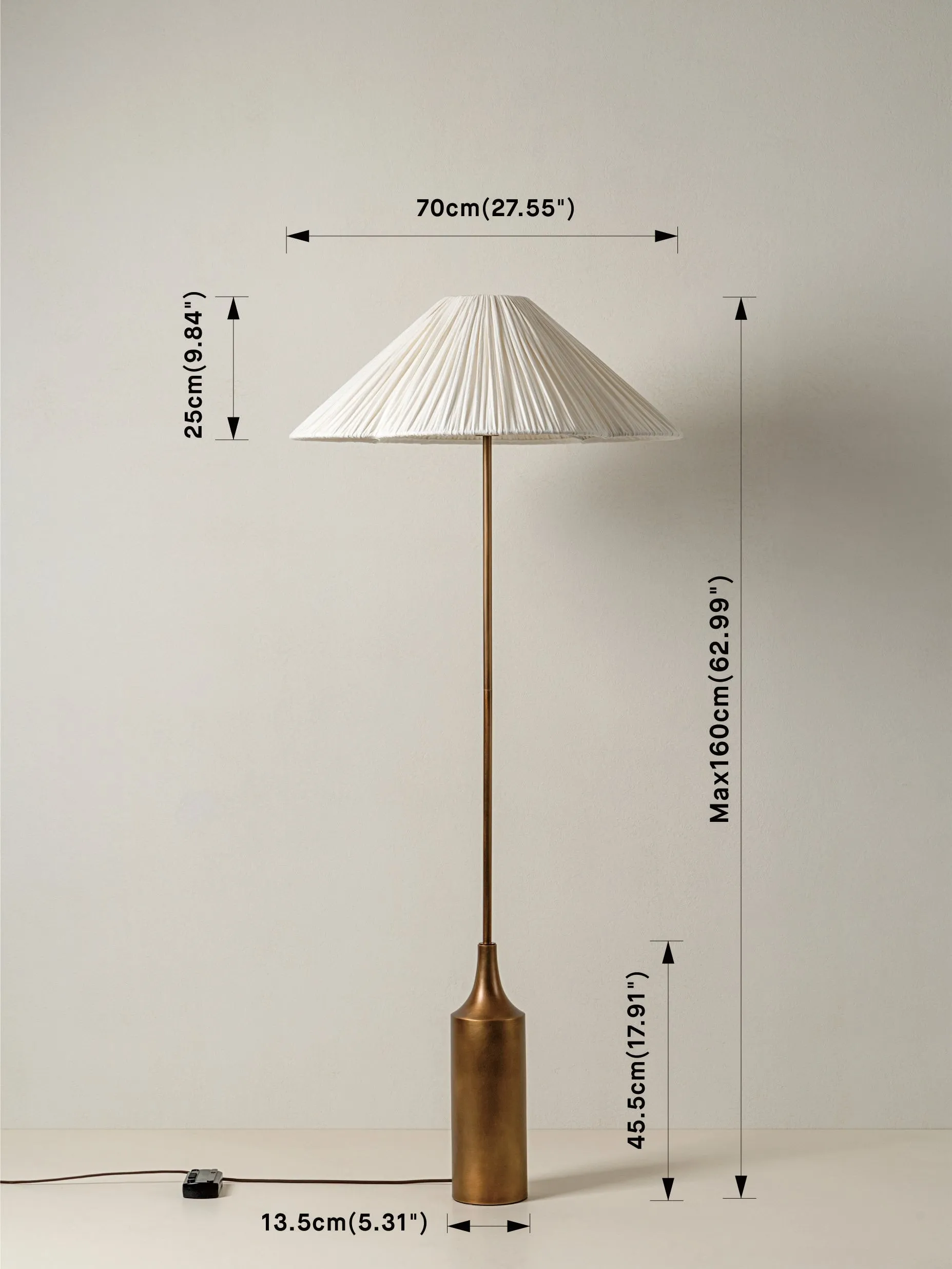 Linen Scalloped Floor Lamp – Soft Linen Pleats with Refined Metal Base KL1535