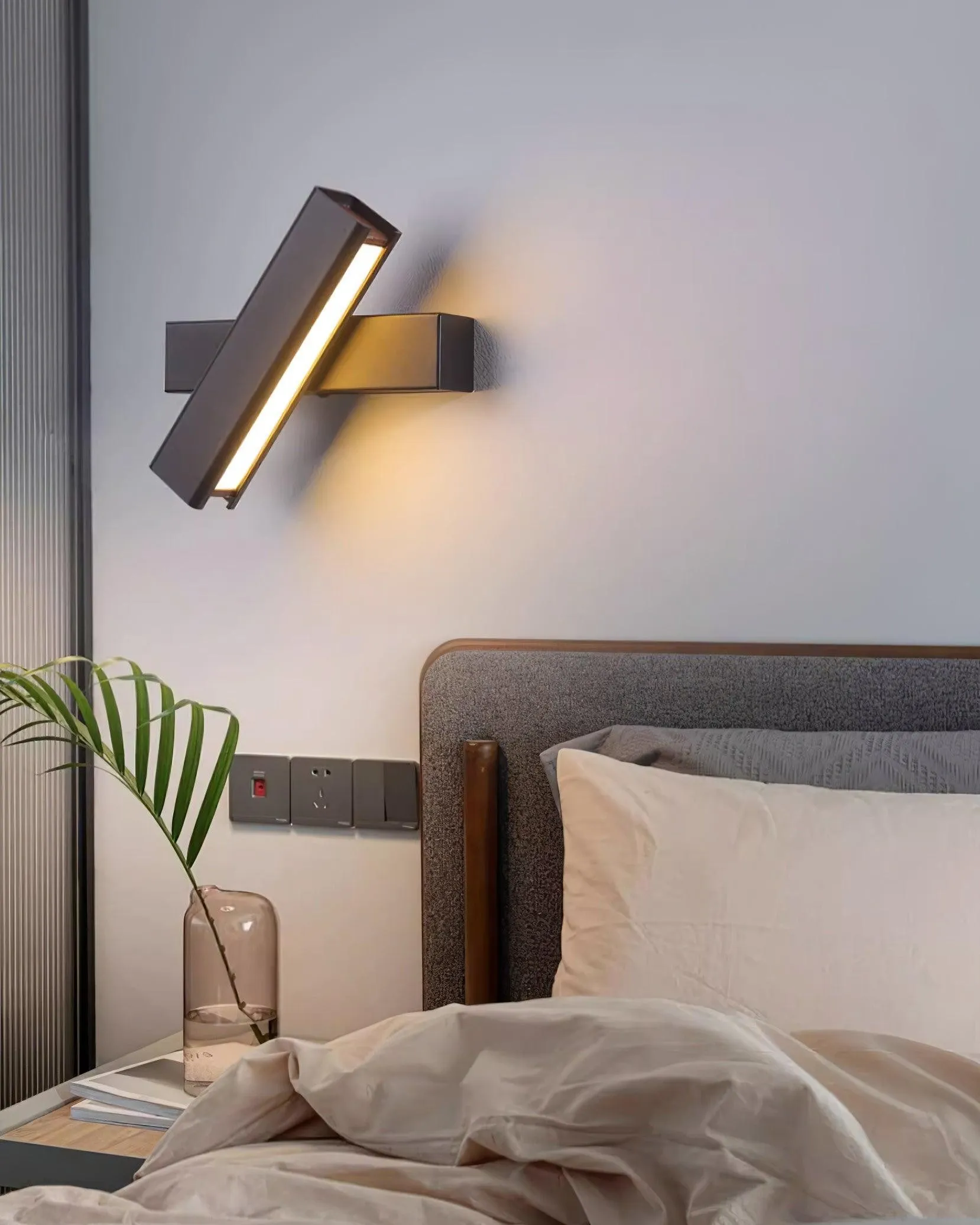 Nordic Art Bedroom Wall Lamp KL528