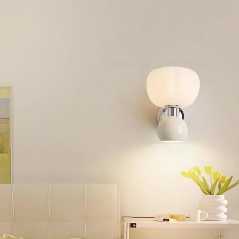 Bauhaus Design Bedside Wall Light KL14