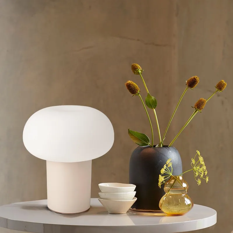 Modern Mushroom Dejsa Table Lamp