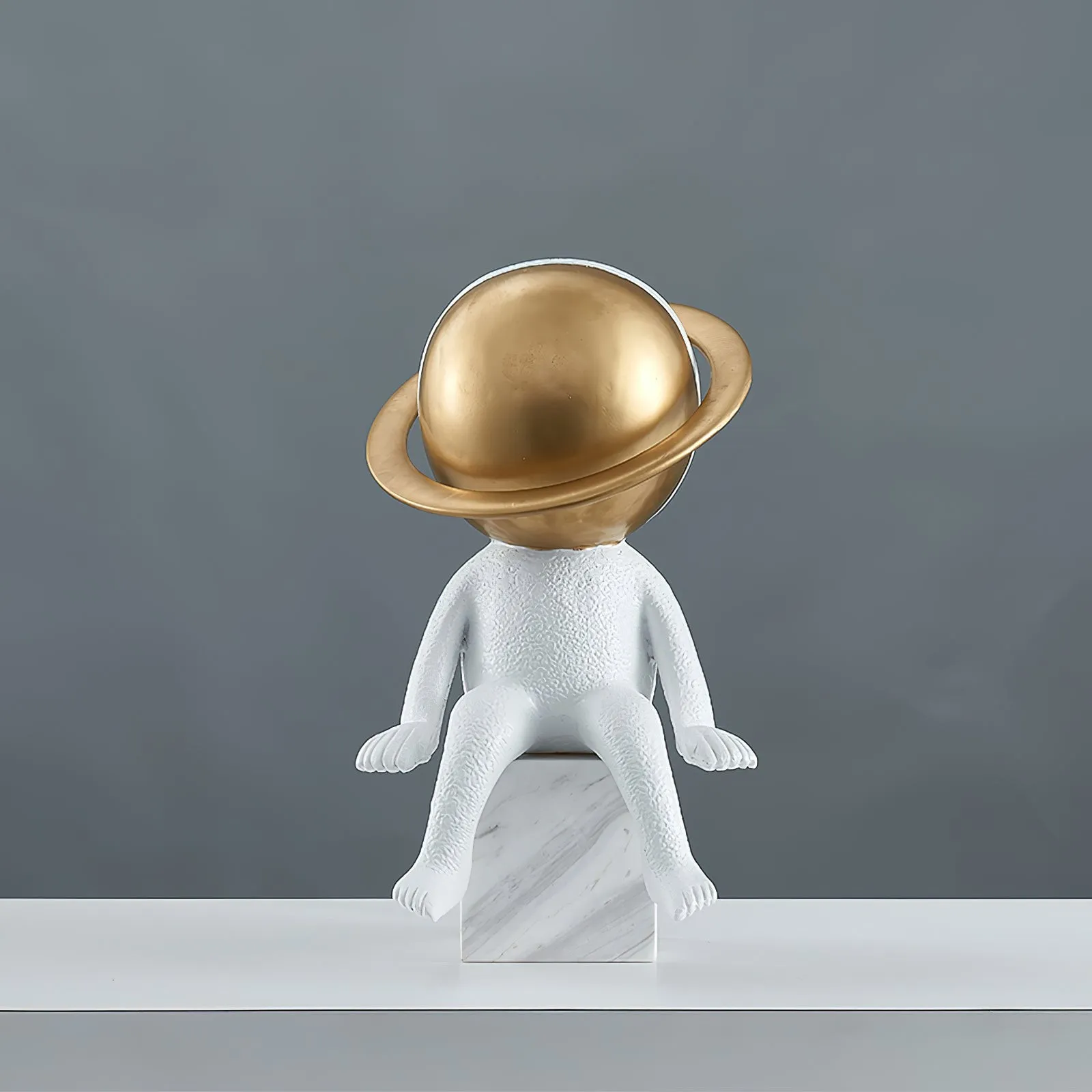 Modern Space Astronaut Resin Table Lamp KL232