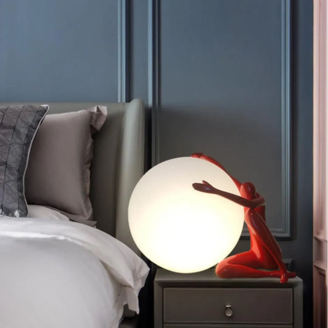 Humanoid Ball Holding Table Lamp KL204