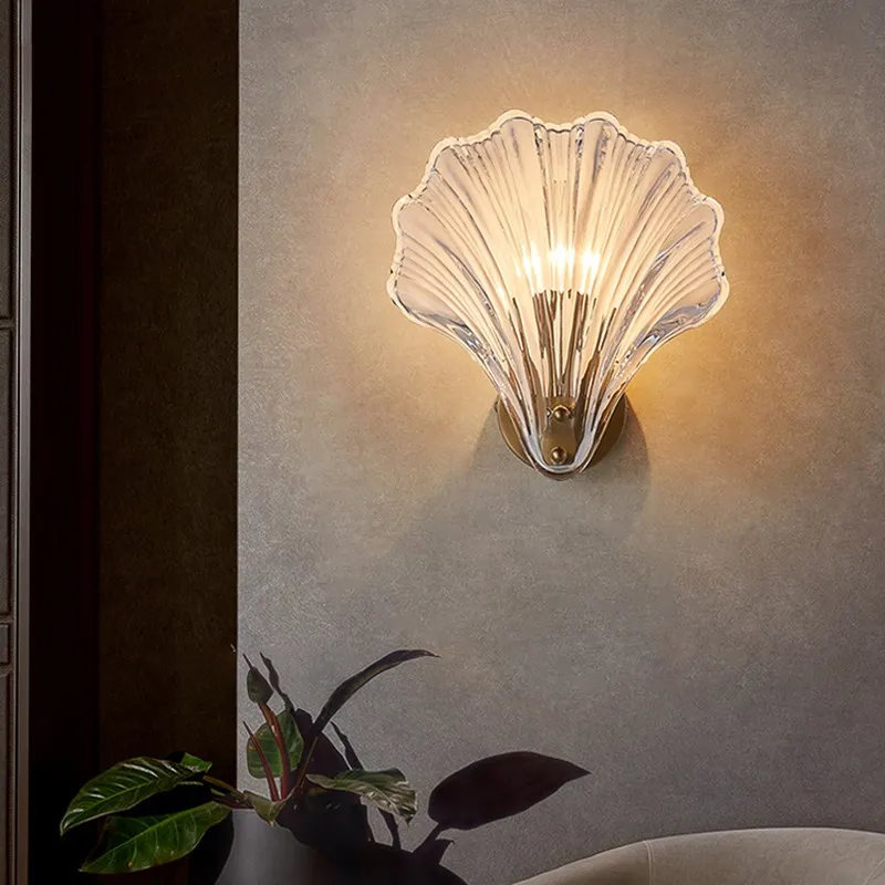 Shell Wall Light