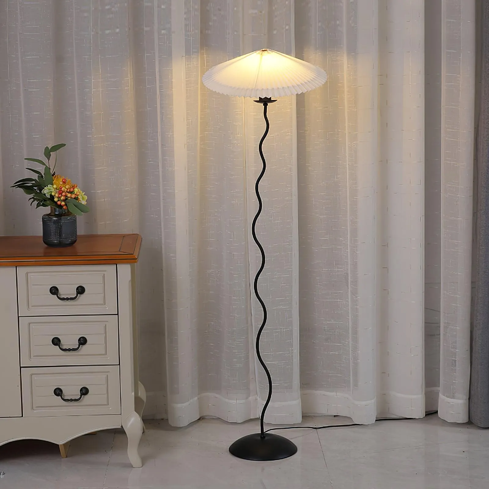 Waveform Exclusive Floor Lamp KL659