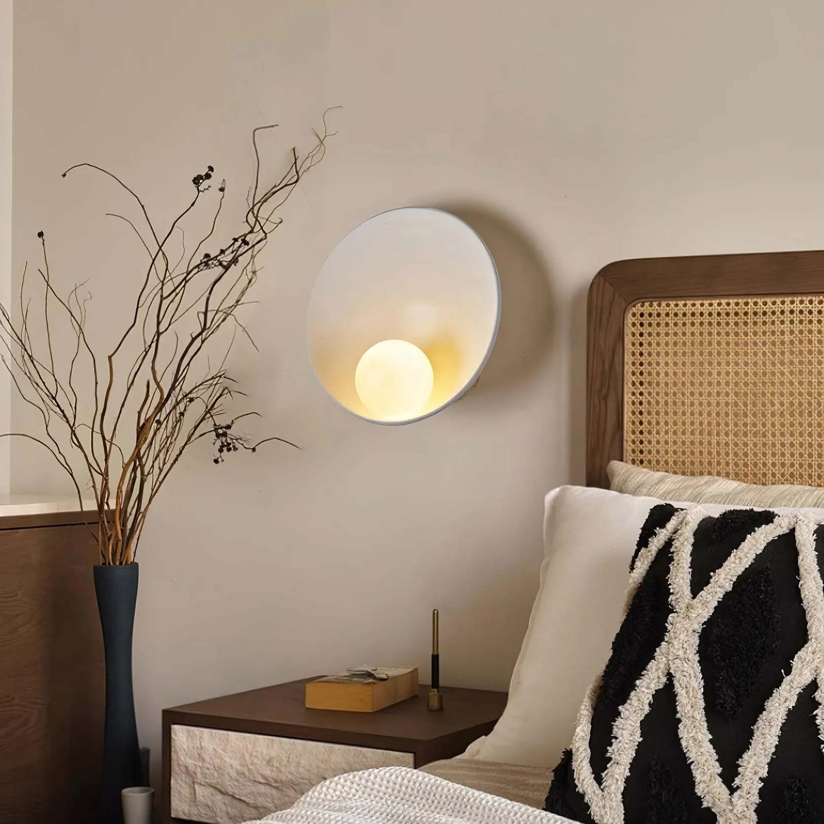 Japanese Style Resin Wall Light KL542