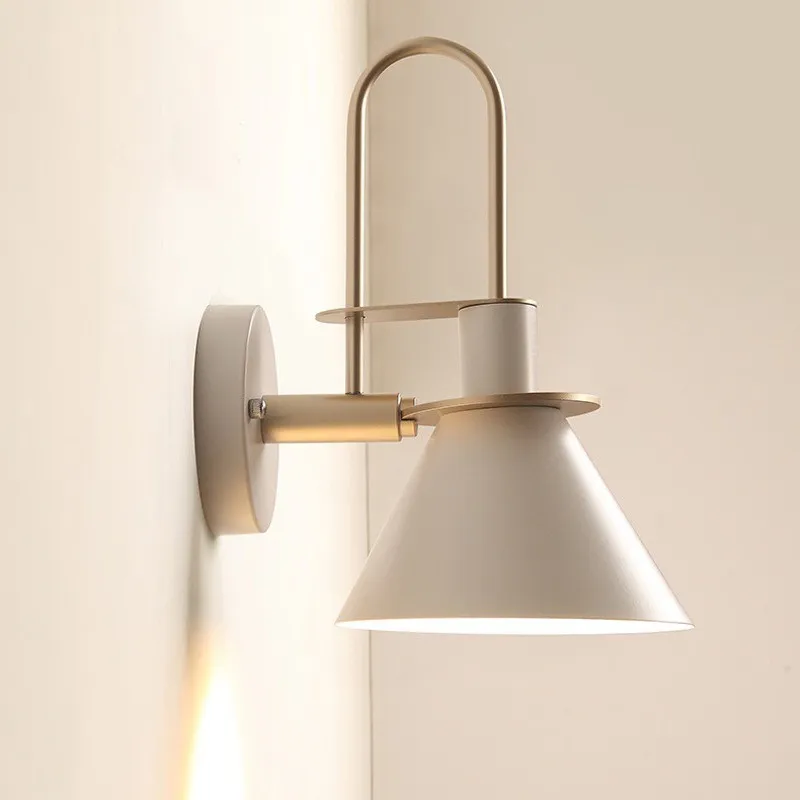 Nordic Metal Wall Sconce