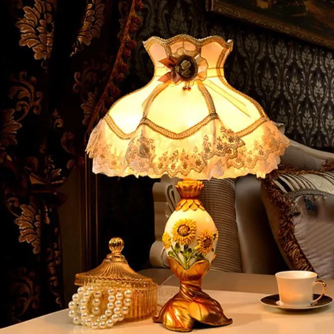 European Style Luxury Metal Sunflower Table Lamp KL703