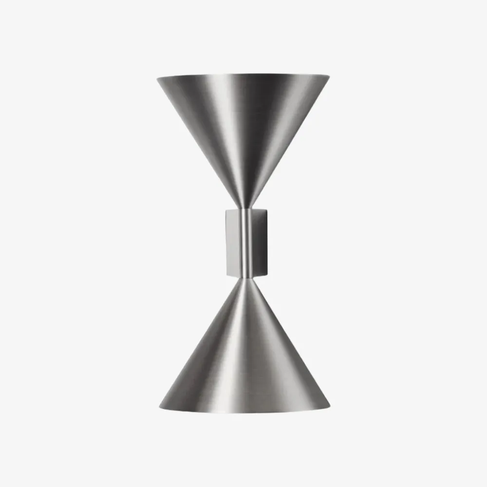 Minimalist Metal Conical Wall Lamp - Modern Cone Sconce for Interior Spaces KL2327