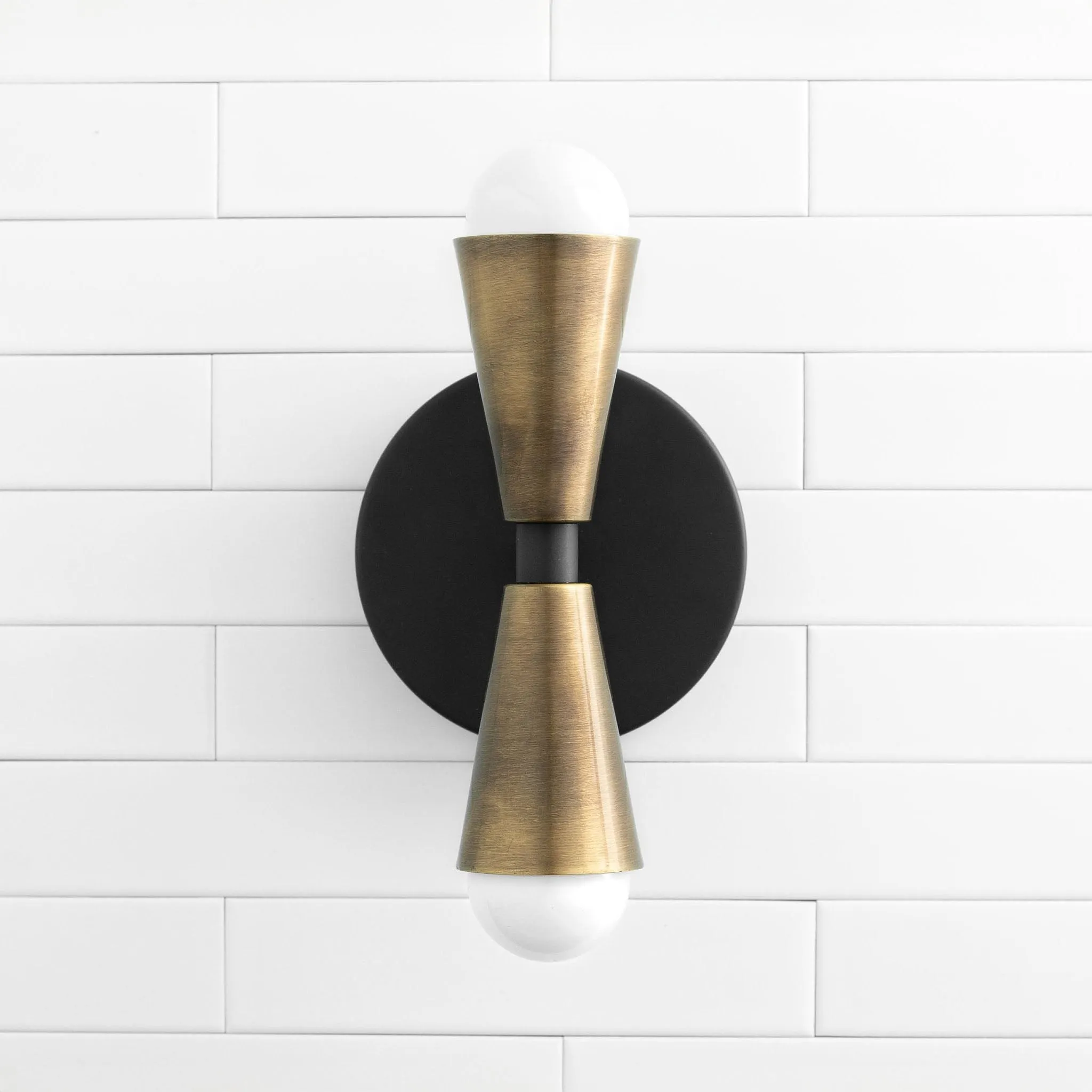 Pyralis Dual Lights Streamlined Metal Wall Lamp - Contemporary Light for Bedroom or Hallway KL1457